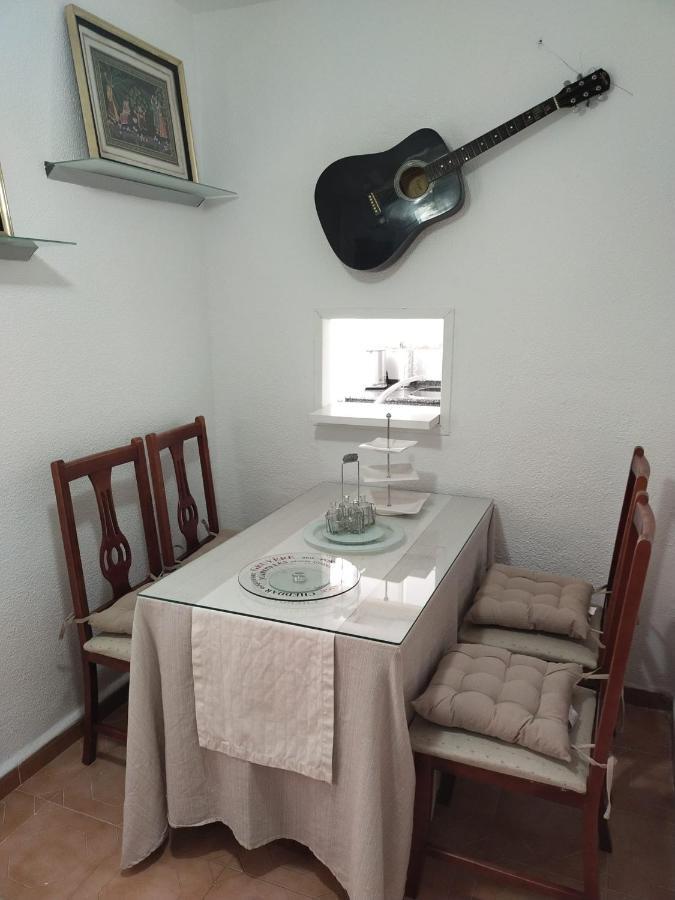An Indian Bollywood Sevilla Experience - For Families, Couples & Business Trips Bagian luar foto